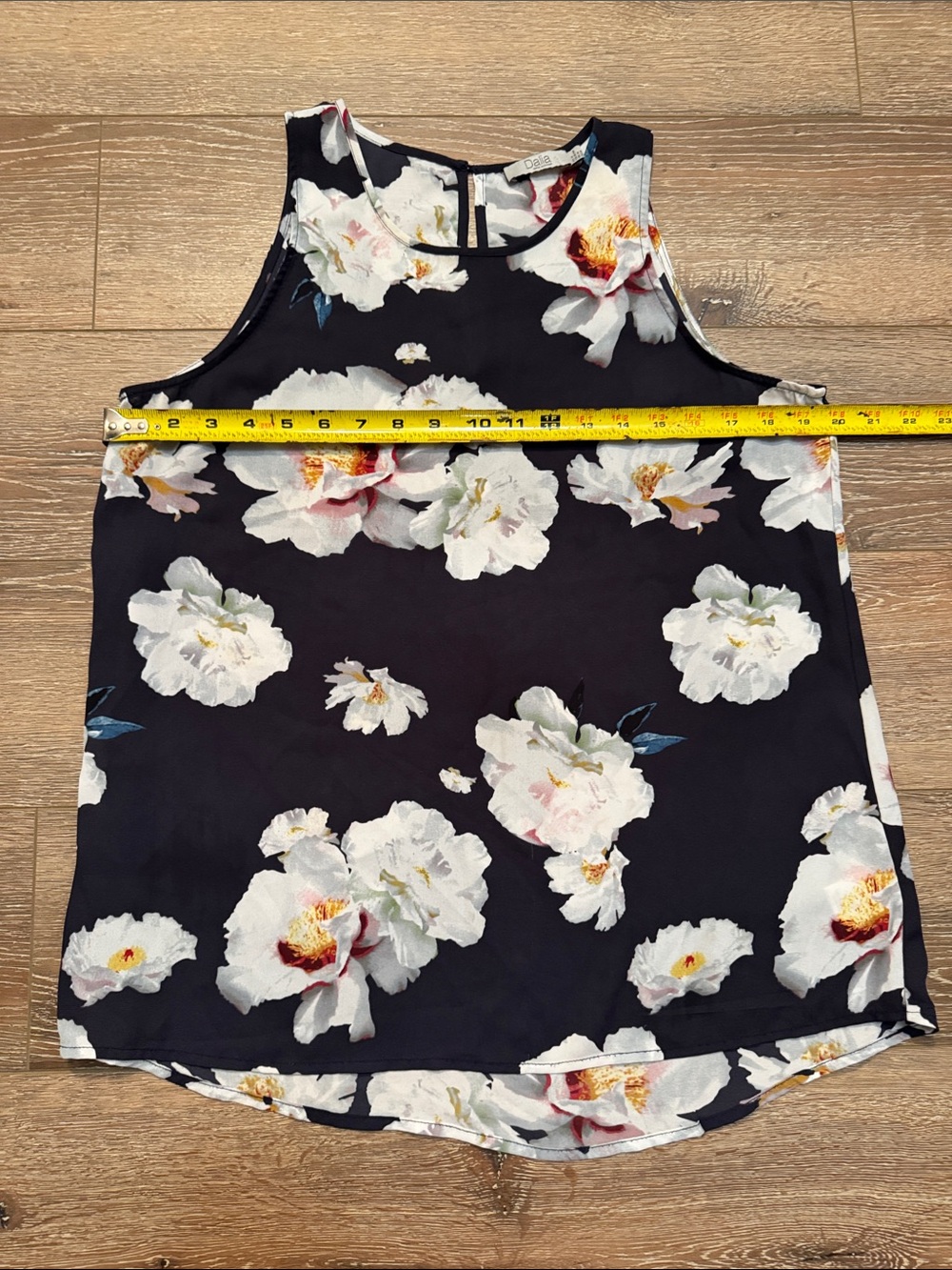 Dalia Navy Floral Sleeveless Camisole with White Blooms Medium - Picture 5 of 7